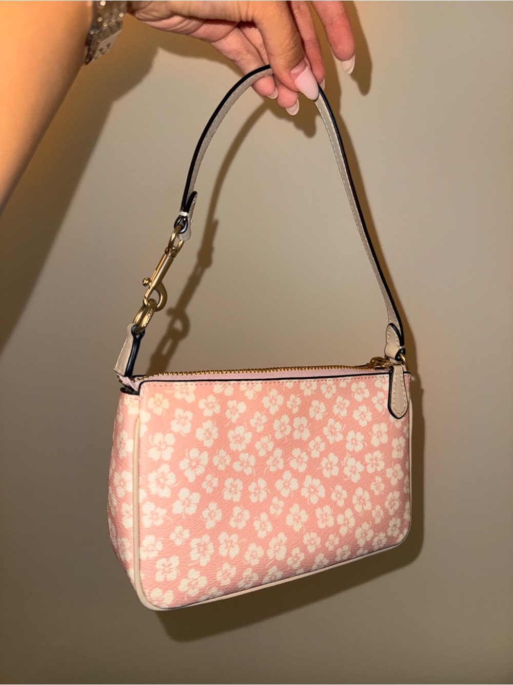 Coach Pink and White Floral Shoulder Wristlet - Picture 5 of 6